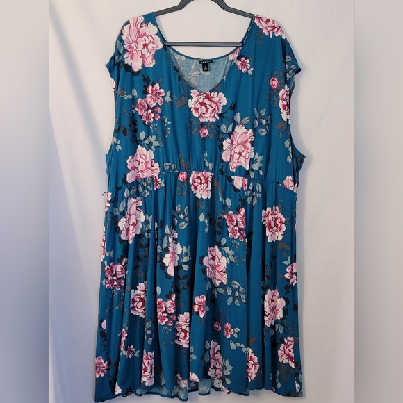 torrid Dresses & Skirts - Torrid Dress Teal Blue Floral Size 4 (4X)